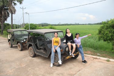 Tour de medio día por el pueblo de Kampong Phluk en vehículo 4×4